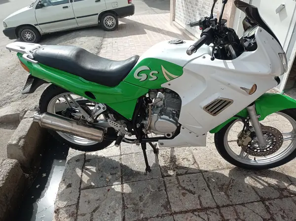 نیرو موتور شیراز  پرواز 200gy