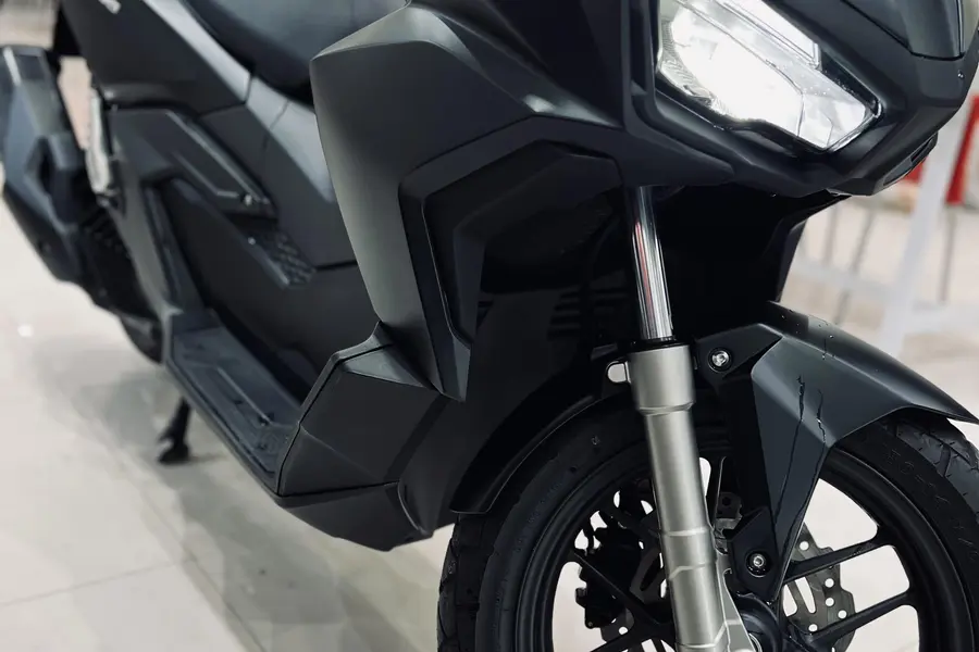 هوندا، ADV 160