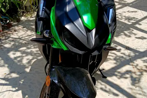 کاوازاکی، نینجا Z1000