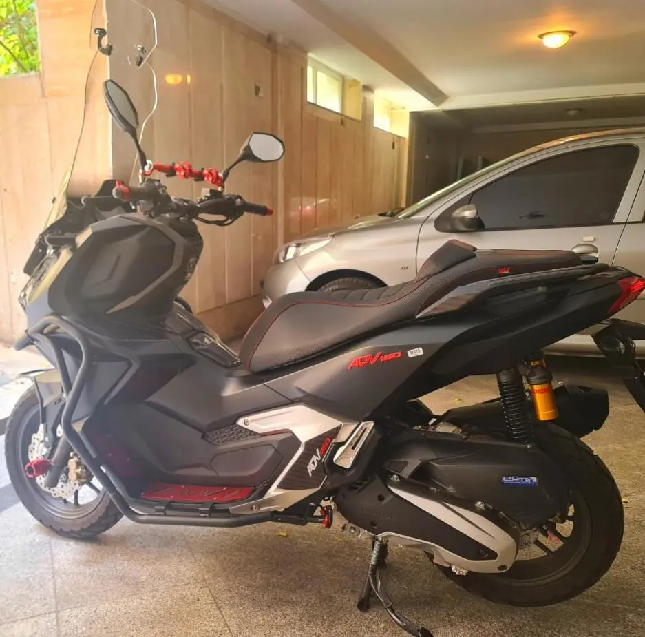 هوندا،  ADV 160