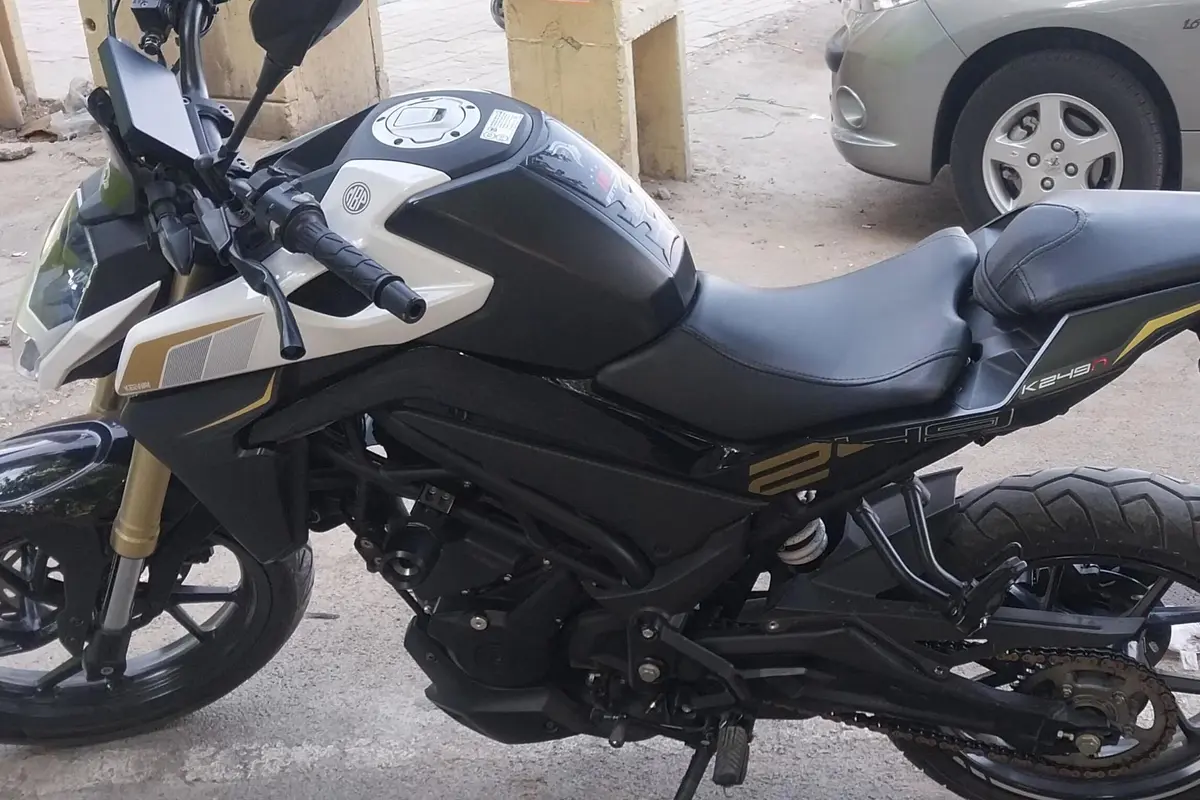 خیابانی متفرقه،  250