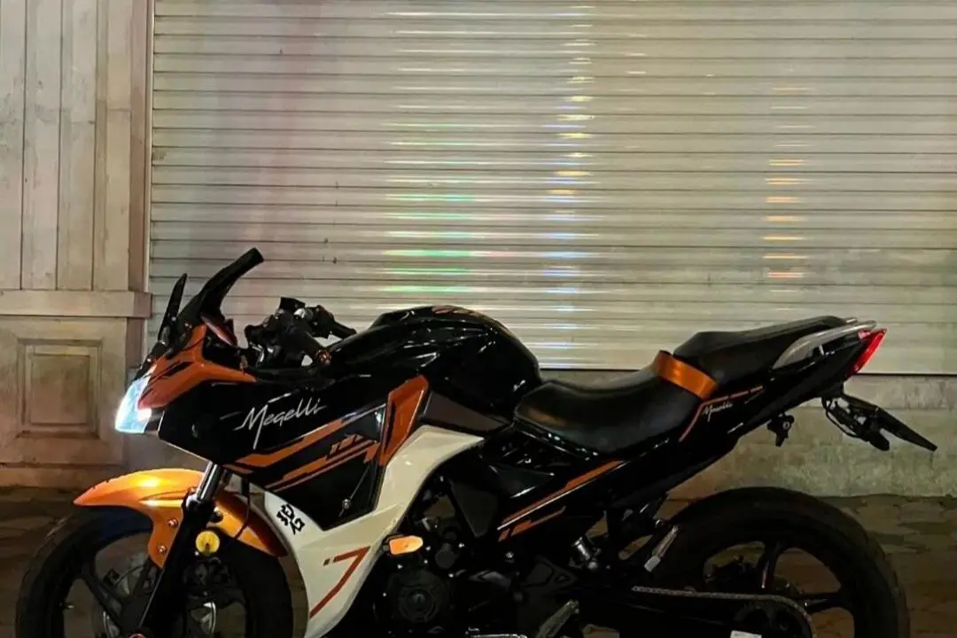 مگلی  200R