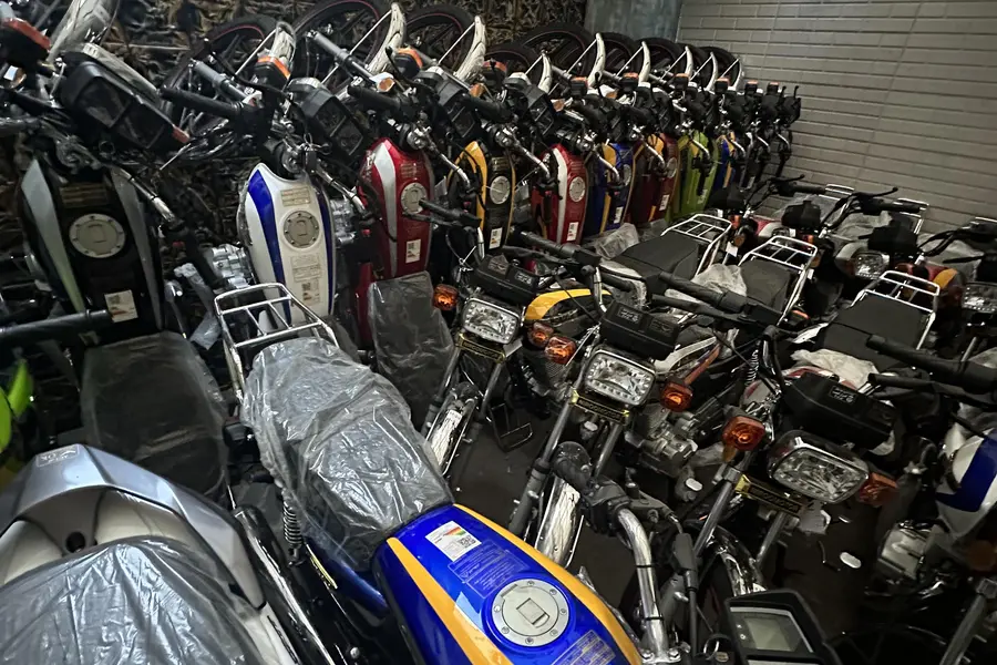 نیرو موتور شیراز، پرواز 150