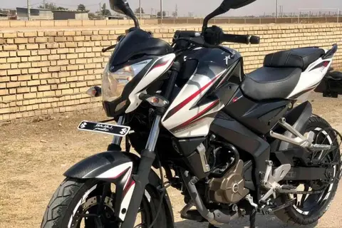 باجاج، پالس 200NS