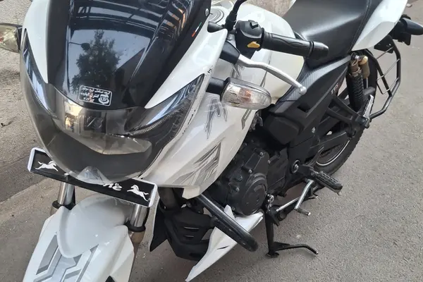 باجاج  پالس 180