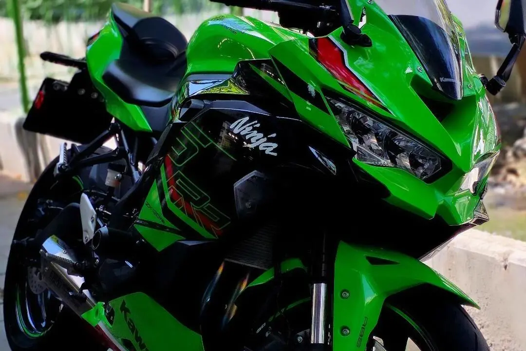 کاوازاکی،  نینجا ZX-25RR