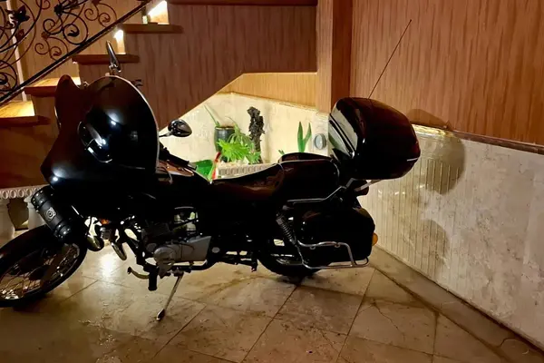 باجاج  اونجر 220