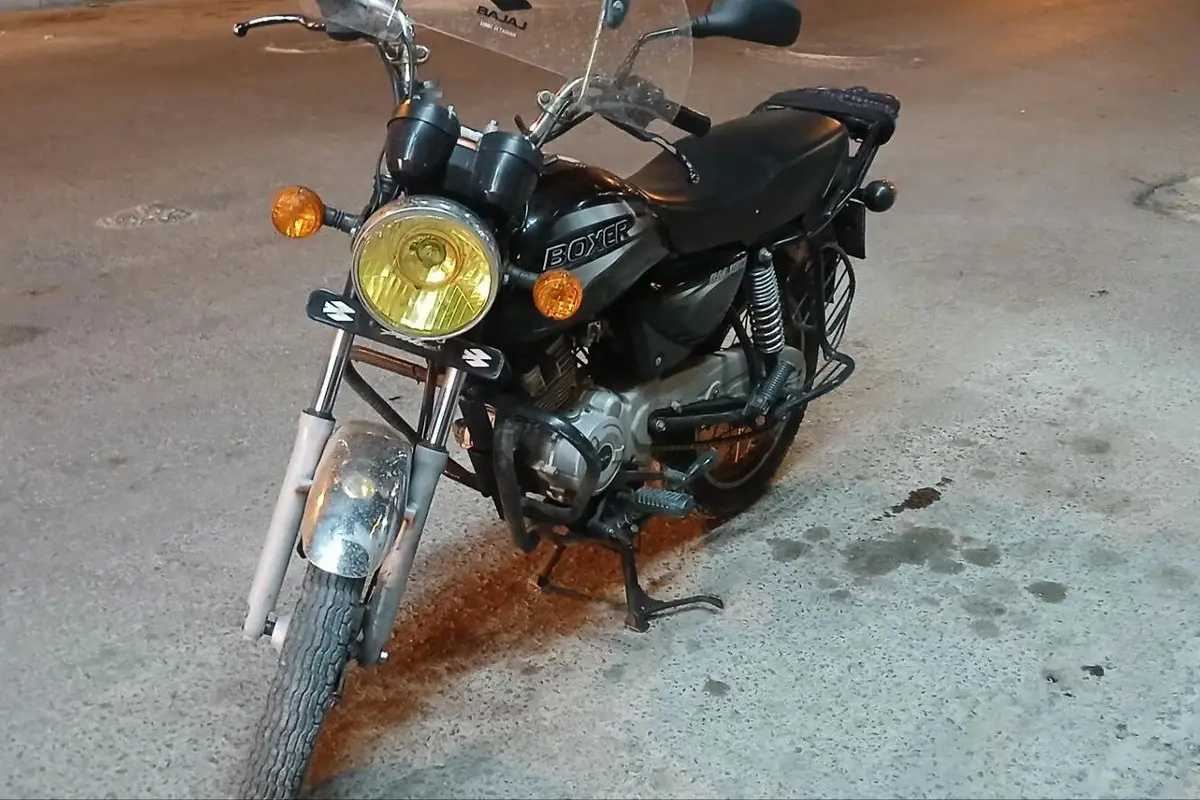 باجاج،  بوکسر 150