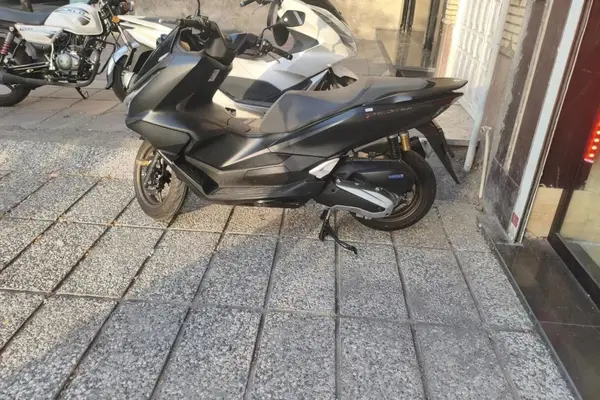 هوندا  PCX 160