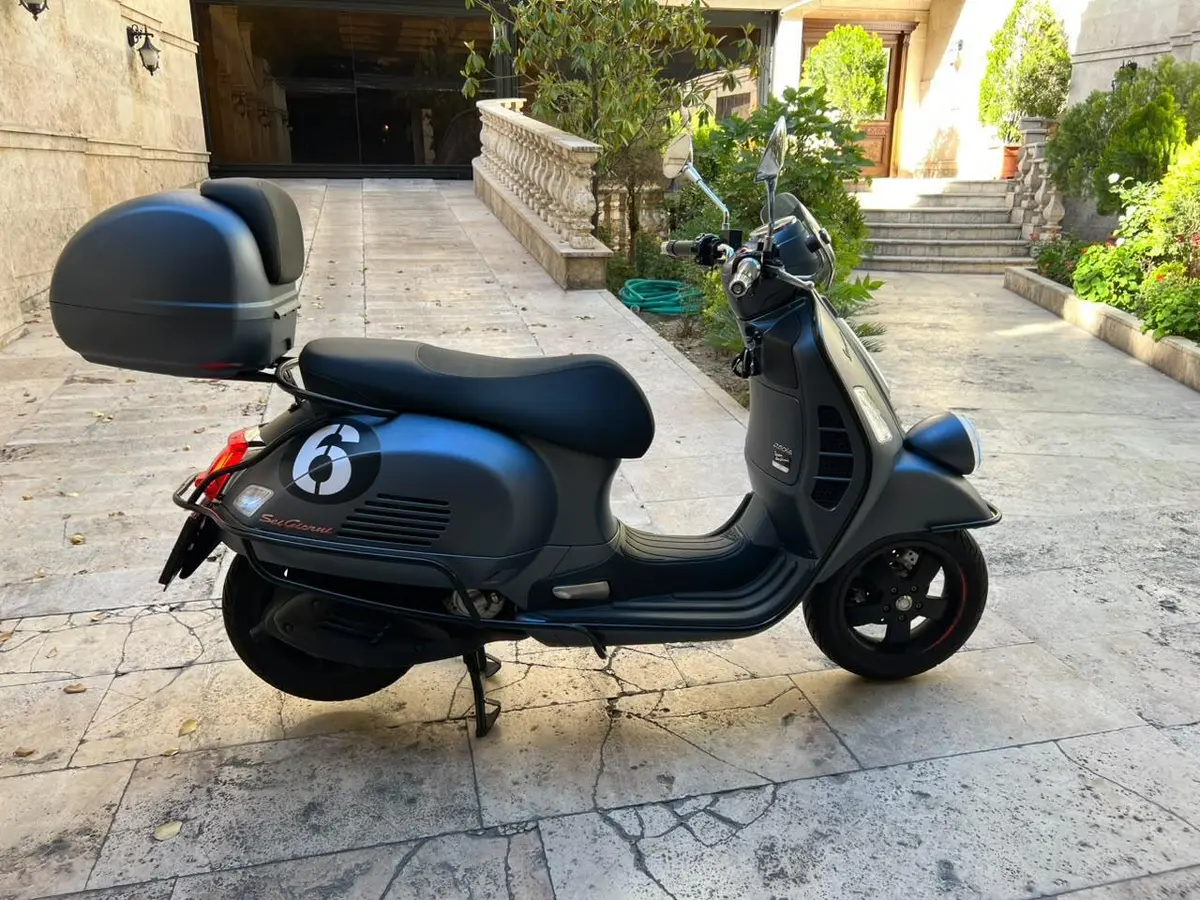 وسپا،  جی تی وی 300
