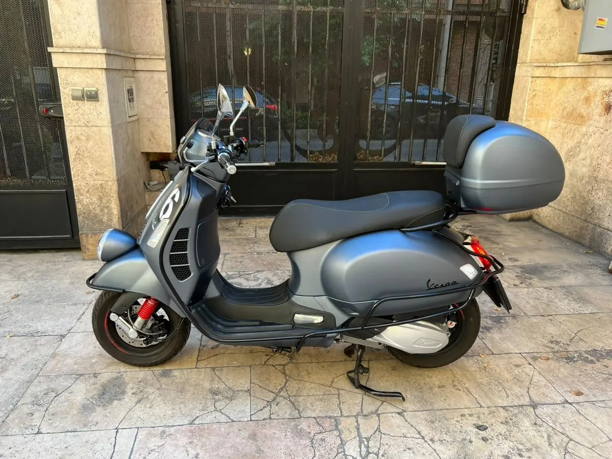 وسپا،  جی تی وی 300