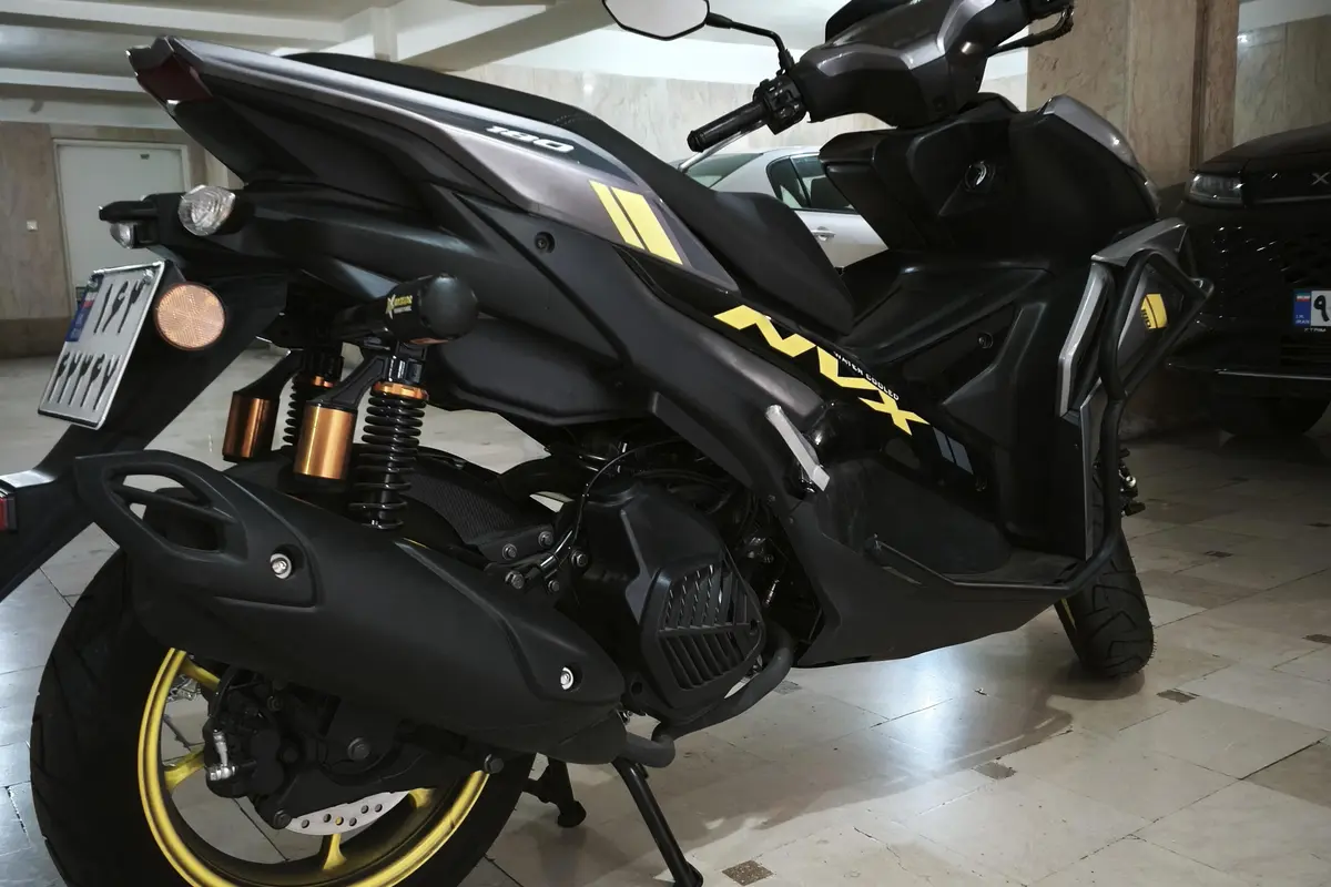 کبیر موتور،  ADV 180