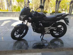 باجاج، پالس 180