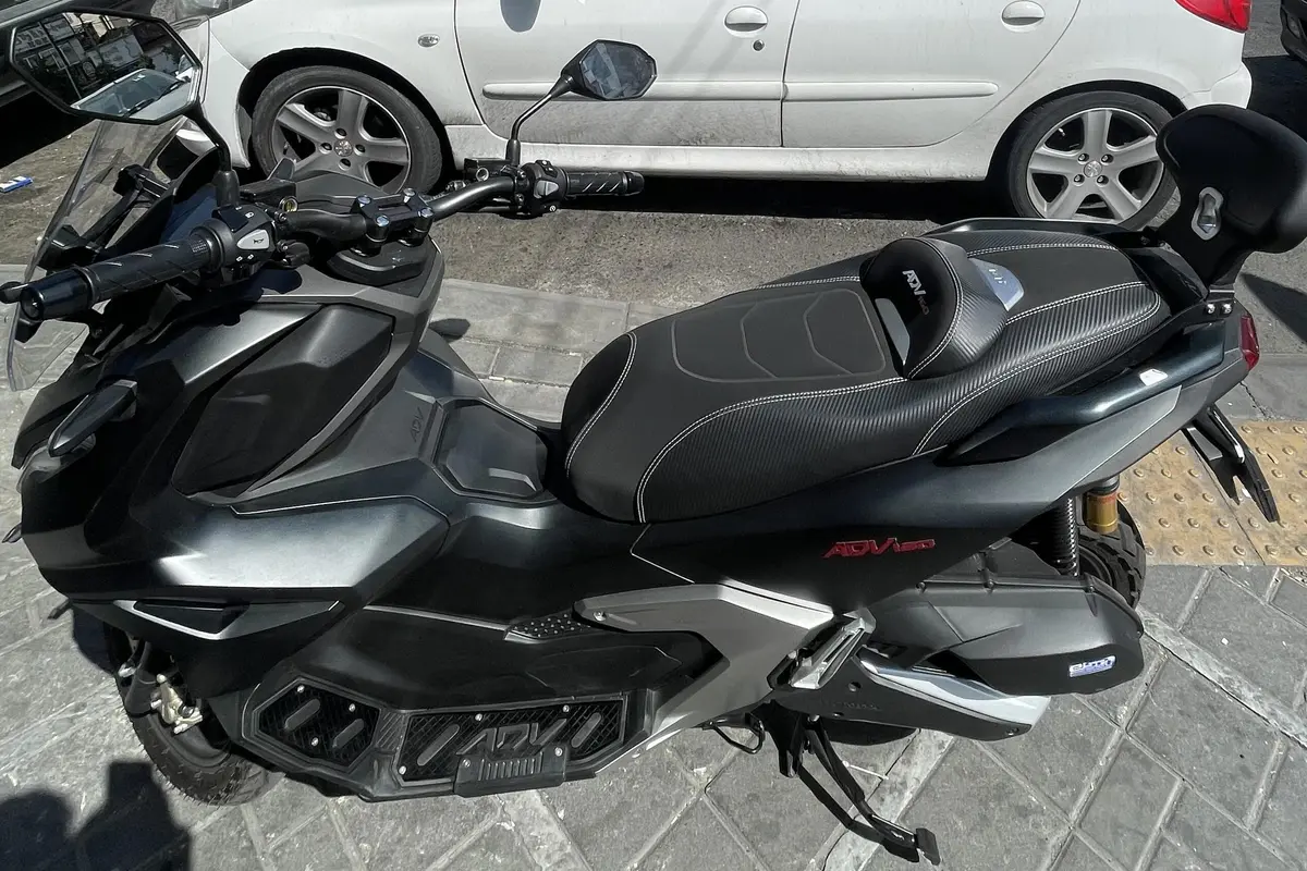 هوندا،  ADV 160