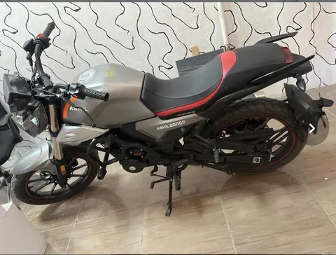 پاسارگاد سیکلت، آشیل 200