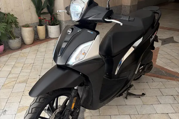 اس وای ام  لاکی 200