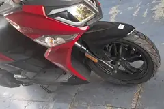 اس وای ام، گلکسی J 200