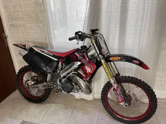 هوندا، CR 250
