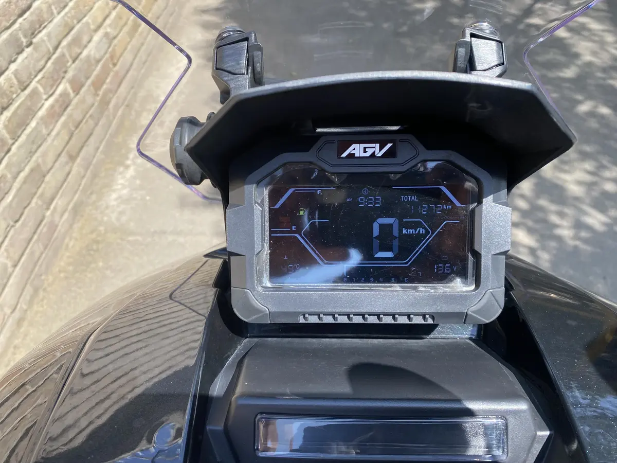 کویر موتور  AGV 150