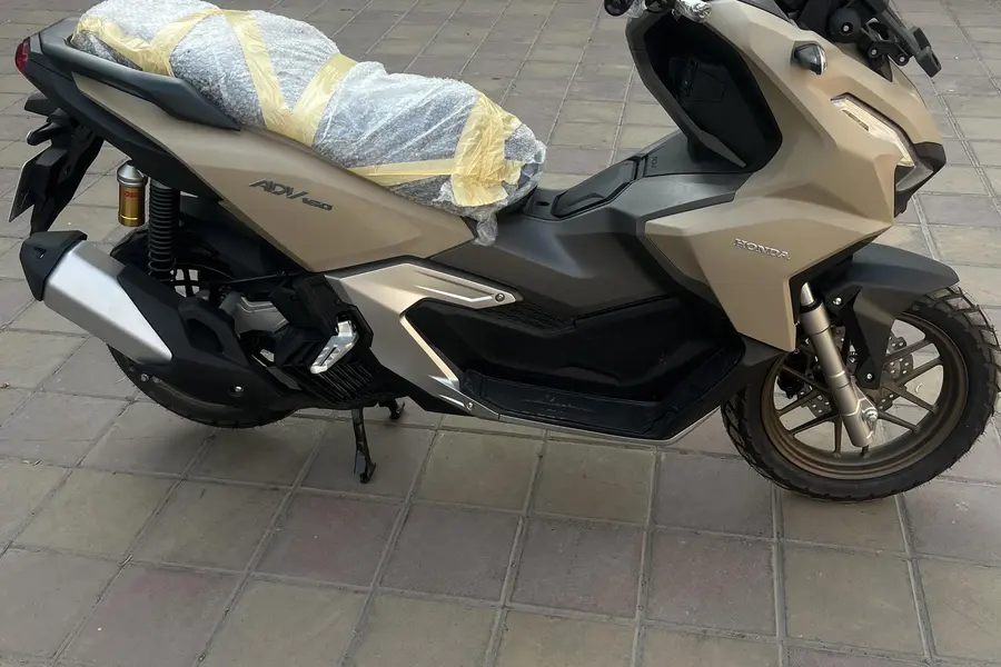 هوندا، ADV 160