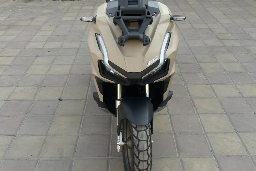 هوندا، ADV 160