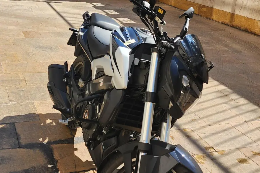 باجاج، دومینار 250