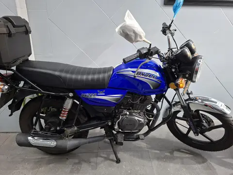 نیرو موتور شیراز، بوکسر BX 200