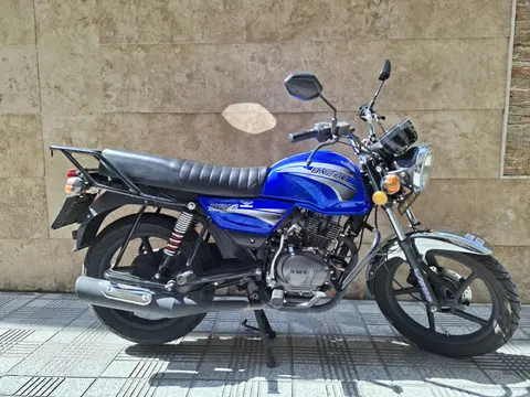نیرو موتور شیراز، بوکسر BX 200