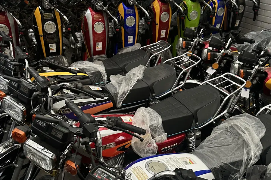 نیرو موتور شیراز، پرواز 125