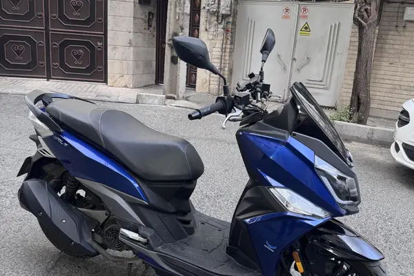 اس وای ام  گلکسی J 200