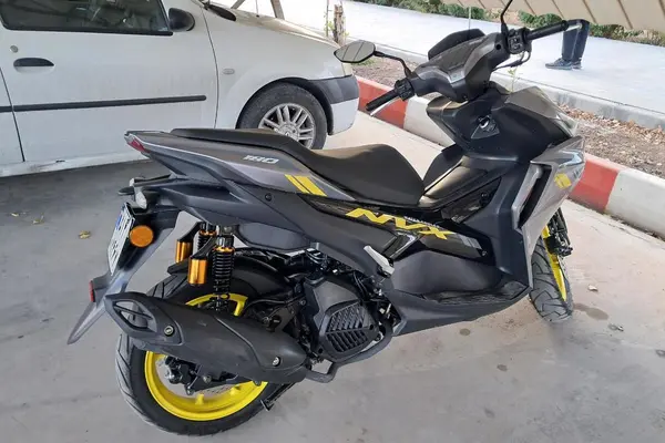 کبیر موتور  NVX 180