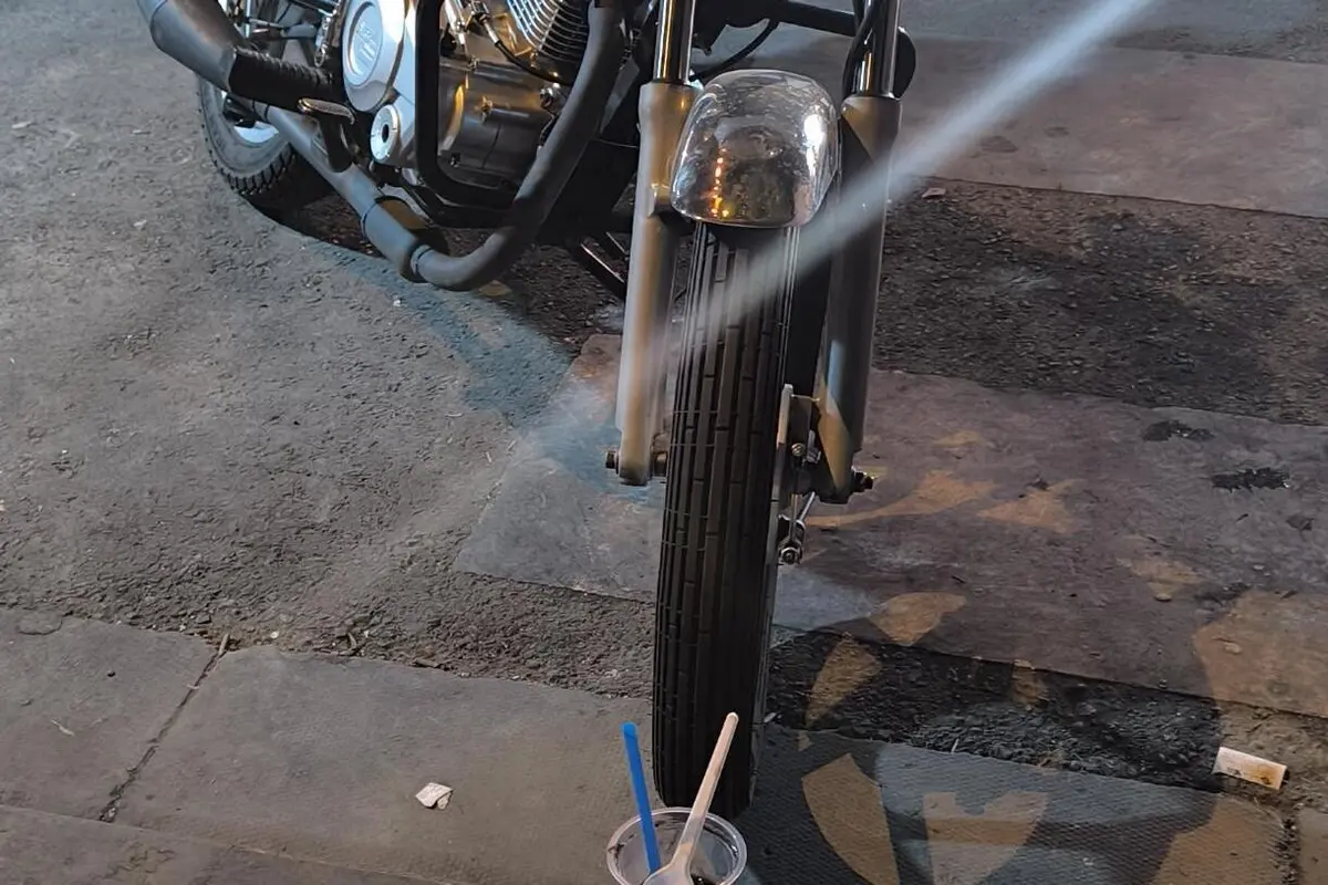 لیفان،  BM 180
