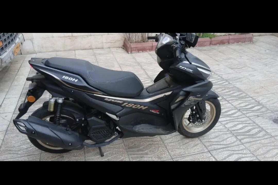 کبیر موتور،  NVX 180