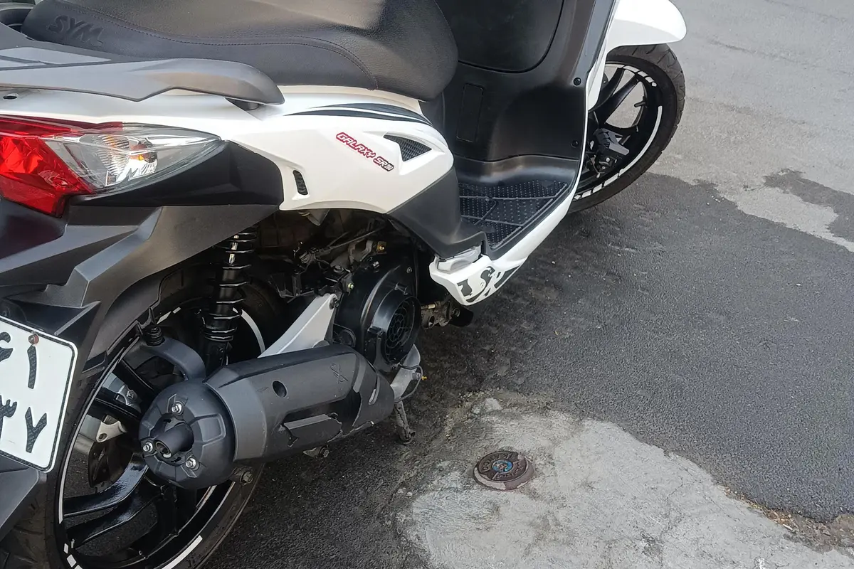 اس وای ام،  گلکسی SR 200