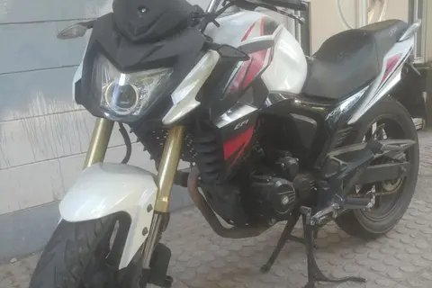 شاهین موتور، لیفان 200 KP