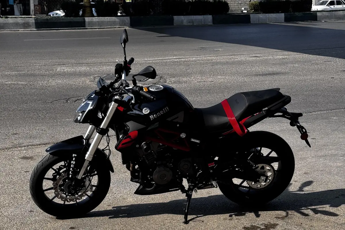 بنلی  TNT 300