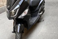 اس وای ام، گلکسی J 200