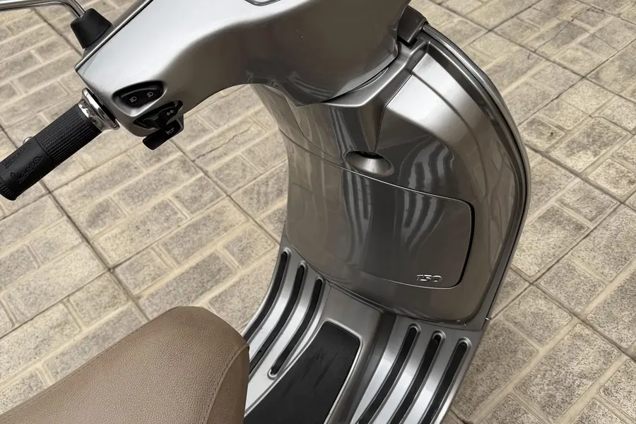 وسپا، وی ایکس ال 3V TECH