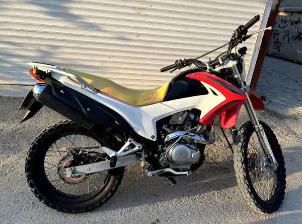 جهان همتا  فلات CRF200