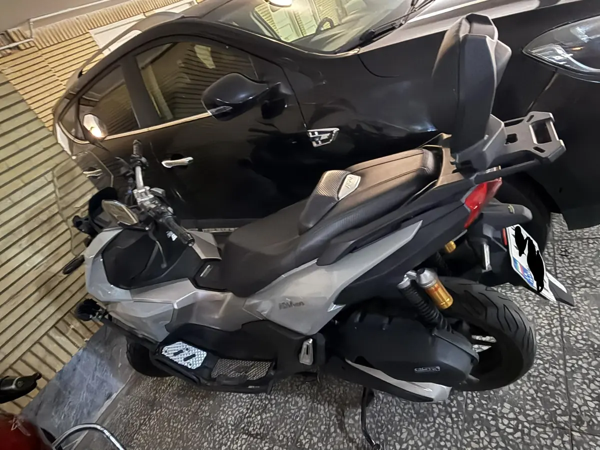 هوندا،  ADV 160