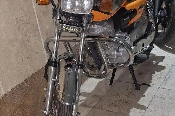 جهان همتا،  همتاز 125