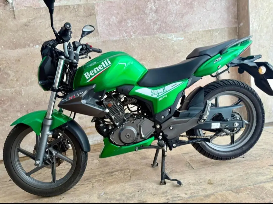 بنلی،  TNT 150
