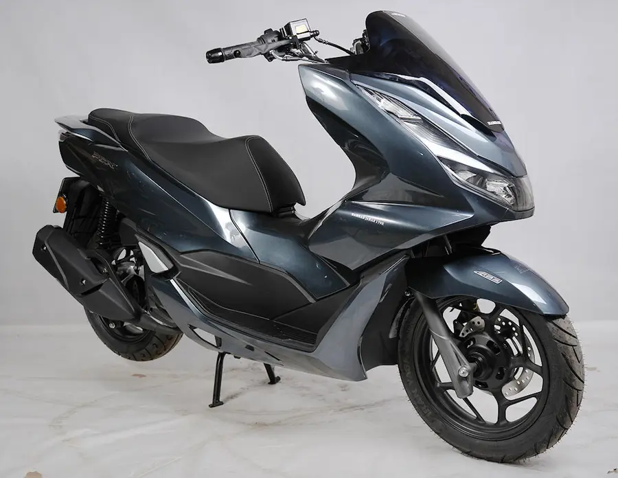 همراه سیکلت، طرح PCX 170
