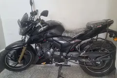 تی وی اس، آپاچی 200