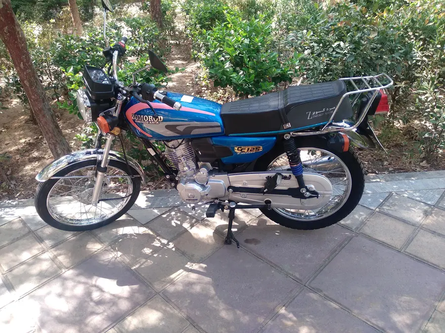 زمرد کویر، 125CDI