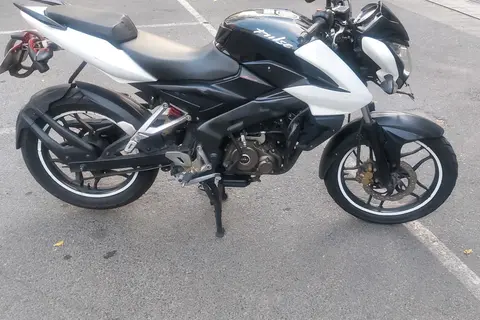 باجاج، پالس 250RS