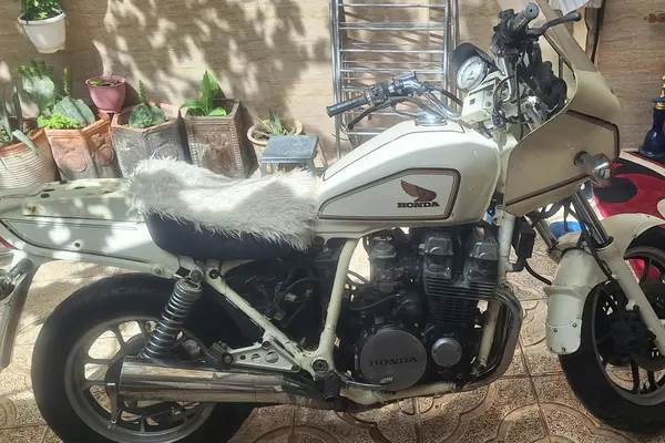 هوندا  CB 750