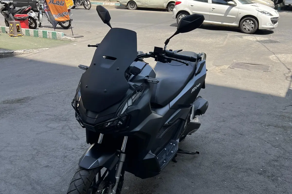 هوندا،  ADV 160