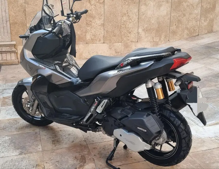 ثاقب خودرو، X ADV 150
