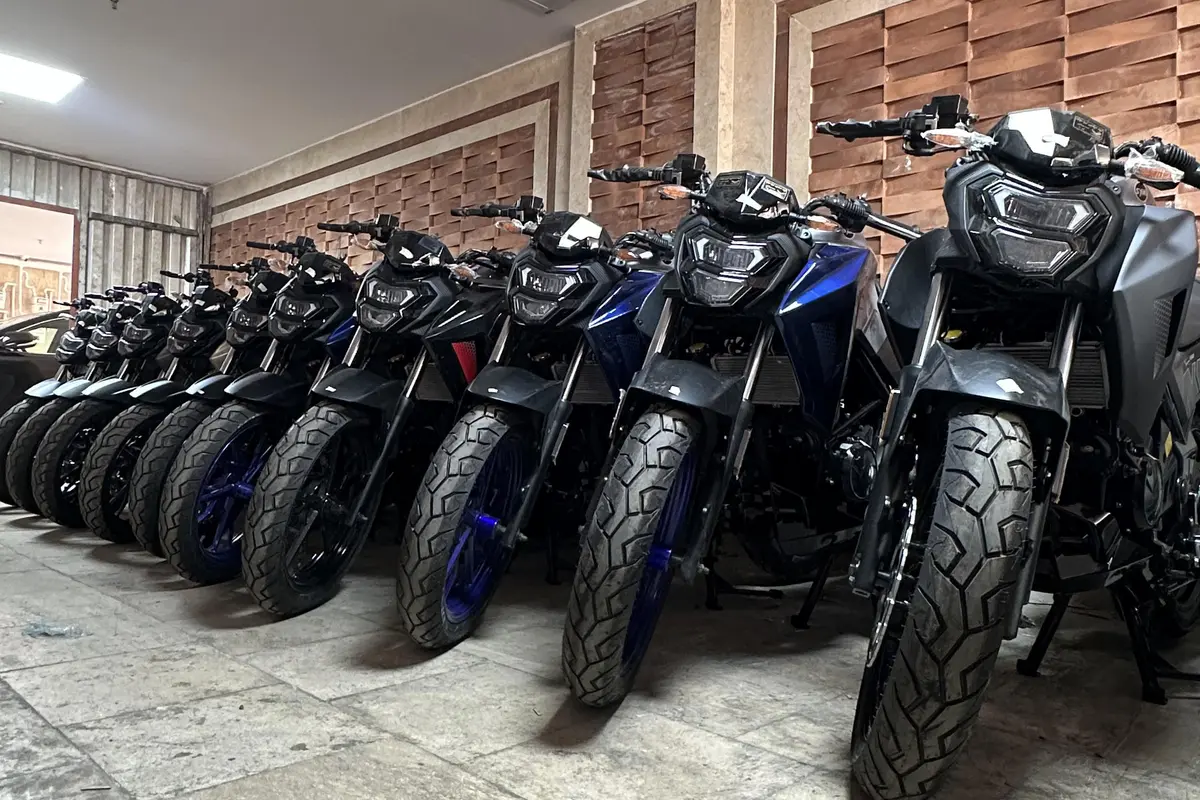 اس وای ام،  گلکسی NA 180